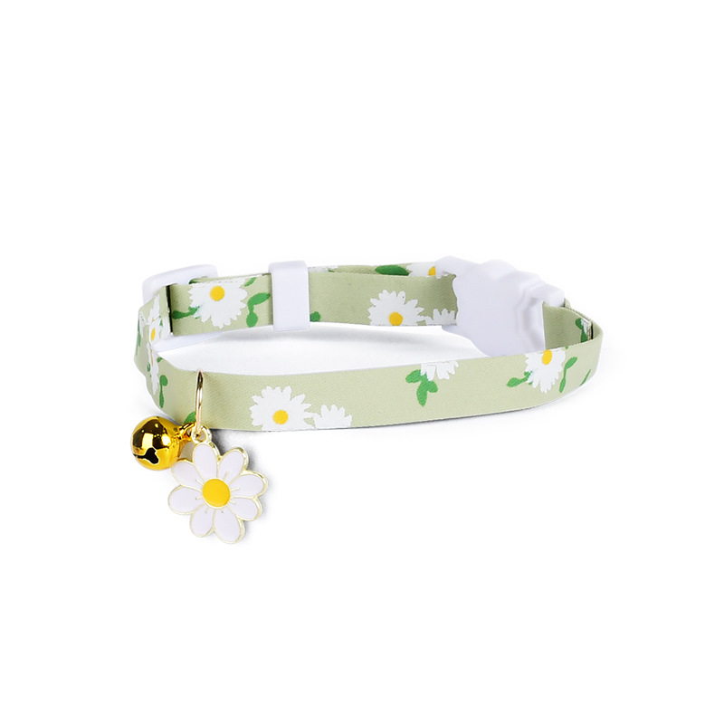 Daisy Print Collar with Bell and Flower Charm