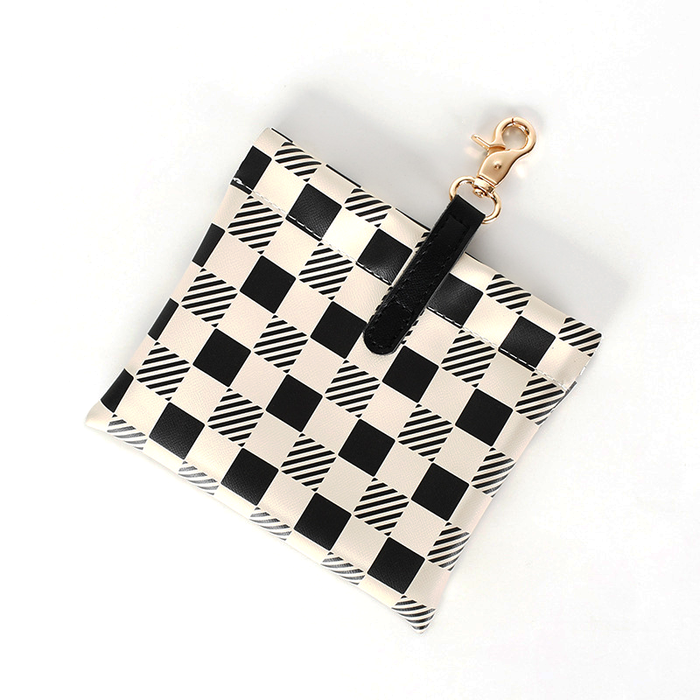 Checkerboard Training Treat Pouch with Snap Clip