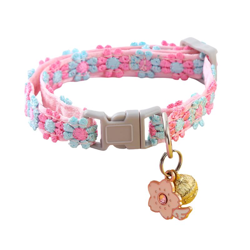 Charm Lace Handknit Flower Dog Collar