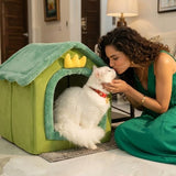 Dreamy Soft Pet House with Removable Winter Cushion - detail close-up