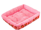 Thick Flannel Fleece Cosy Kennel Pet Bed - hardware close-up