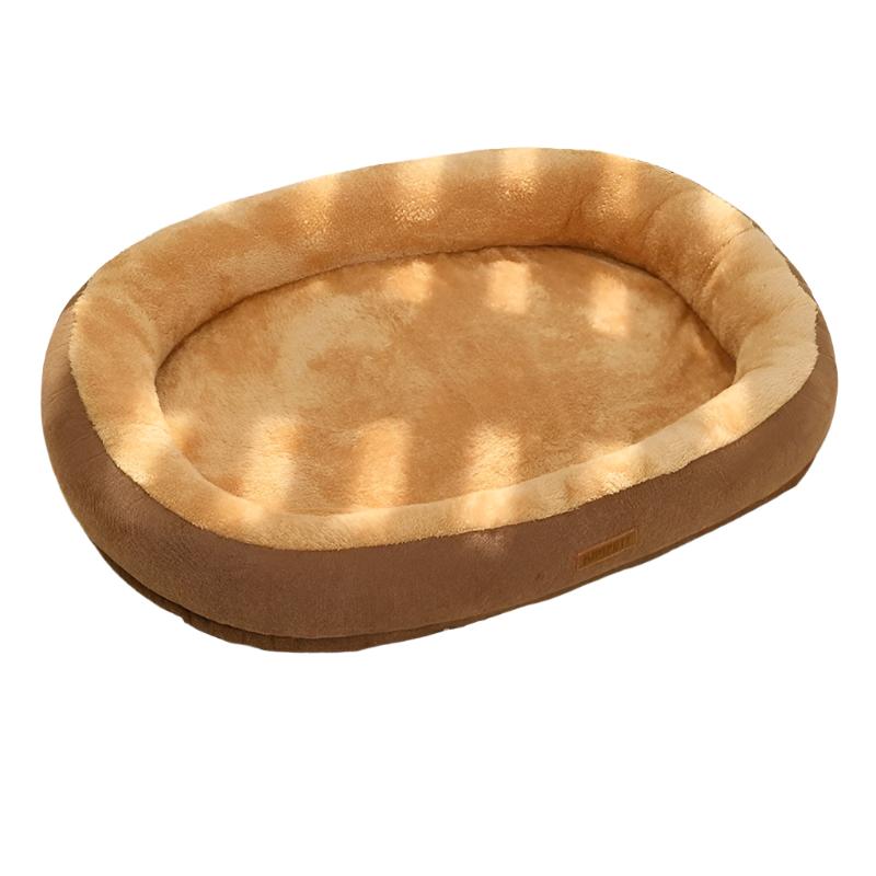 Deluxe Winter Warmth Non-Slip Pet Bed - detail close-up