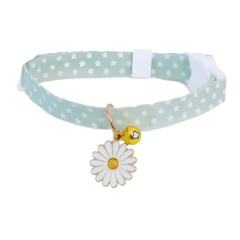 Deluxe Cloud Pastel Star Pattern Pendant Collar with Bell