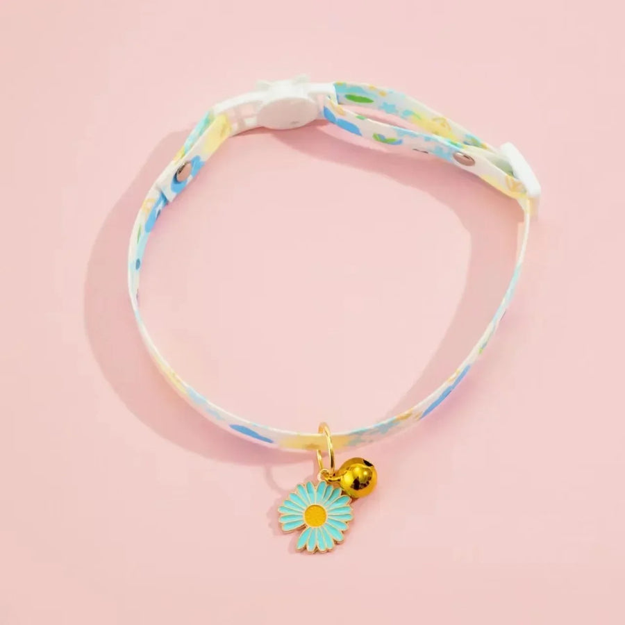 Deluxe Cloud Pastel Heart Pendant Collar